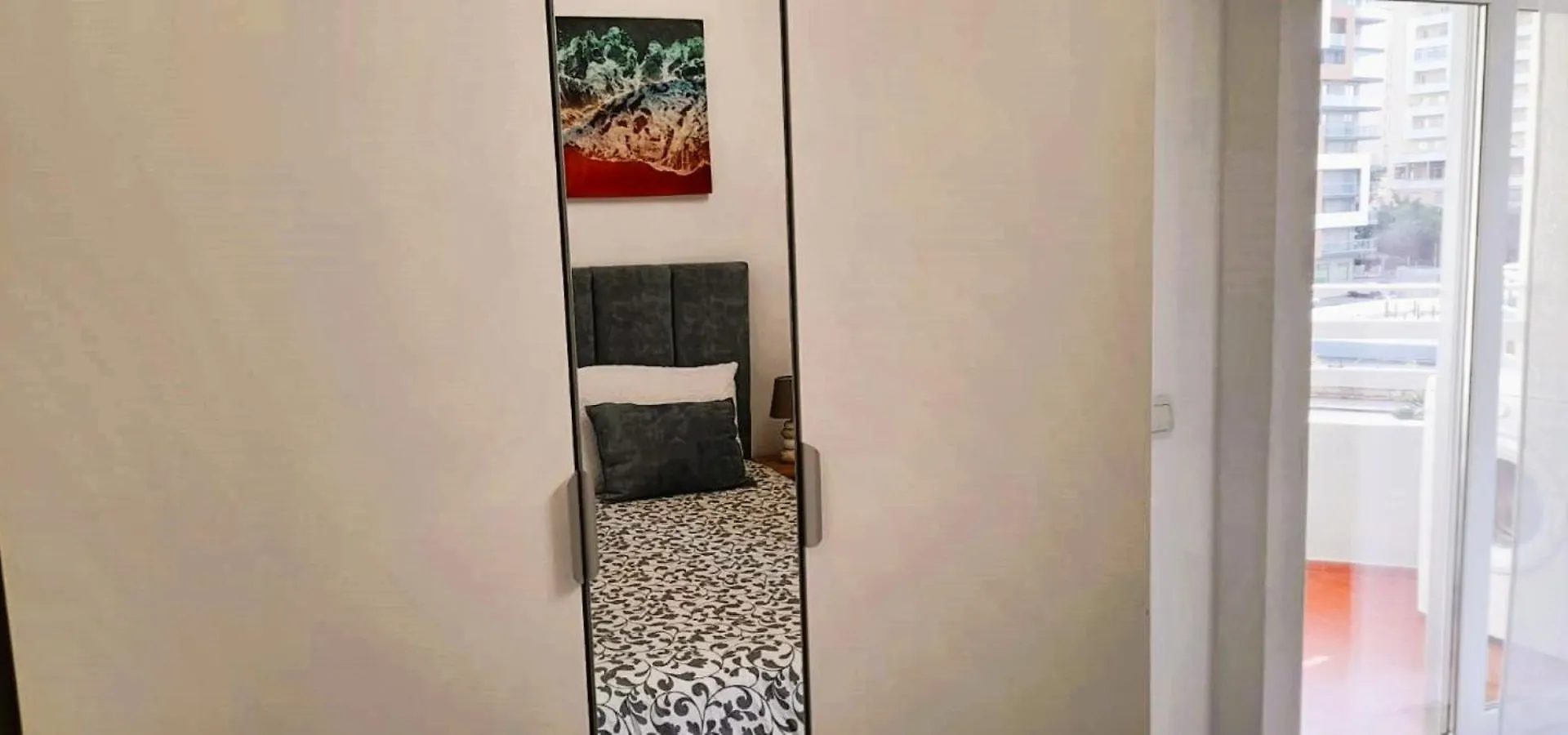 Happy Home Портиман Апартаменты